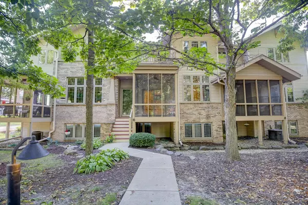 Fitchburg, WI 53711,16 Wood Brook Way