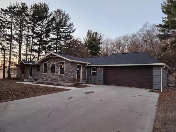 W5602 County Road P, Pardeeville, WI 53954