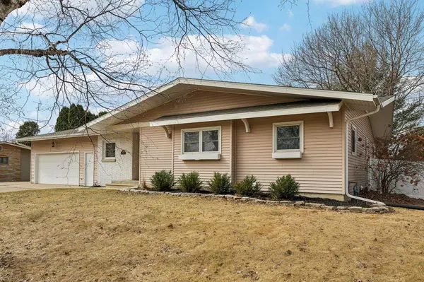 Beaver Dam, WI 53916,118 Mohawk Drive