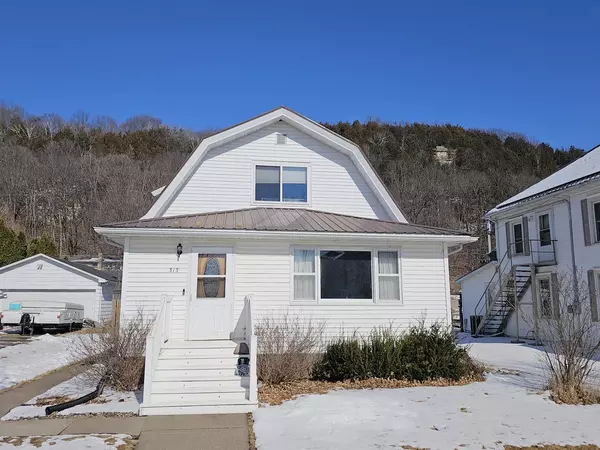 Cassville, WI 53806,313 E Dewey Street