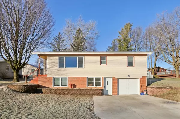 210 Vern Court, Dodgeville, WI 53533