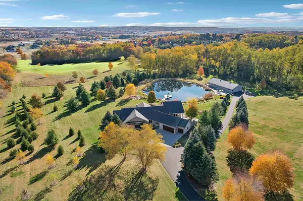 3386 Mound View Road, Verona, WI 53593