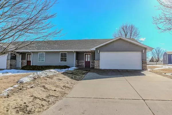 705 W Chapel Street, Dodgeville, WI 53533