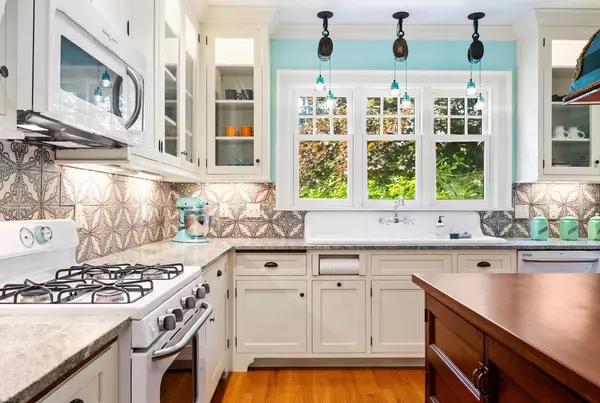 6172 S Shoreside Circle, Sturgeon Bay, WI 54235