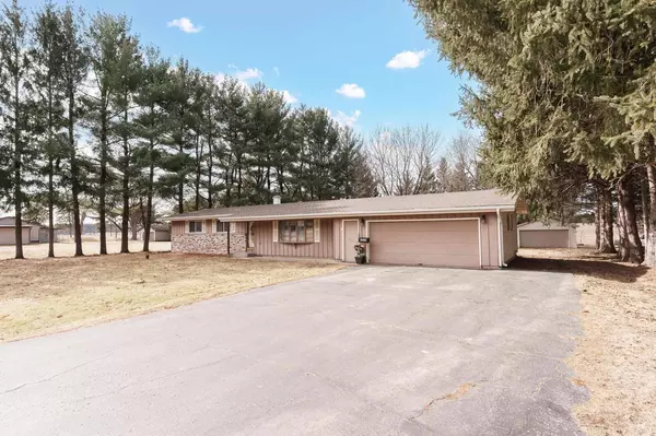 Milton, WI 53563,6033 N Greenvale Drive