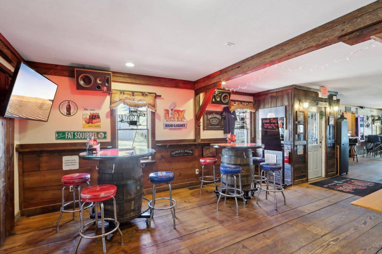 Columbus, WI 53925,W11070 Highway 16 & 60