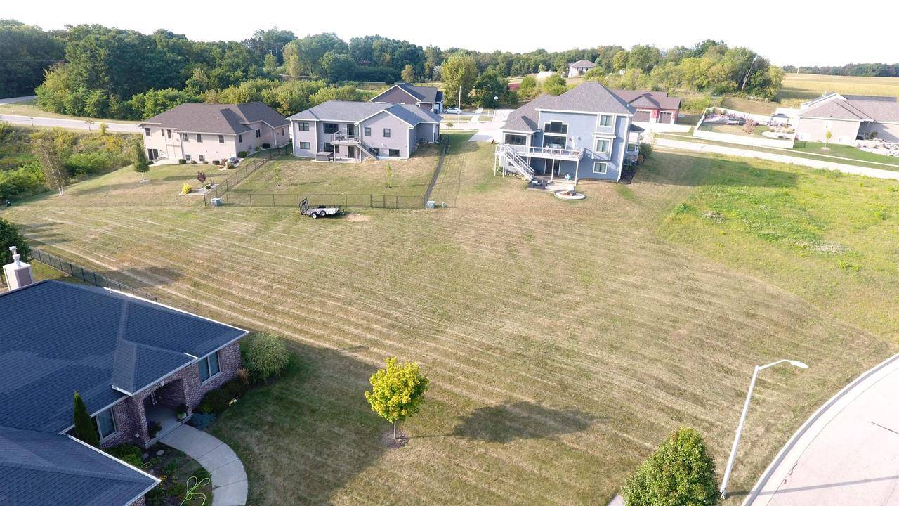 Janesville, WI 53548,647 Greenway Point Drive