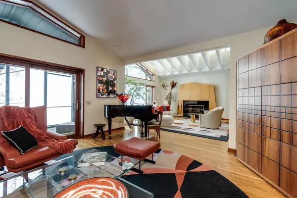 Madison, WI 53705,3512 Lake Mendota Drive