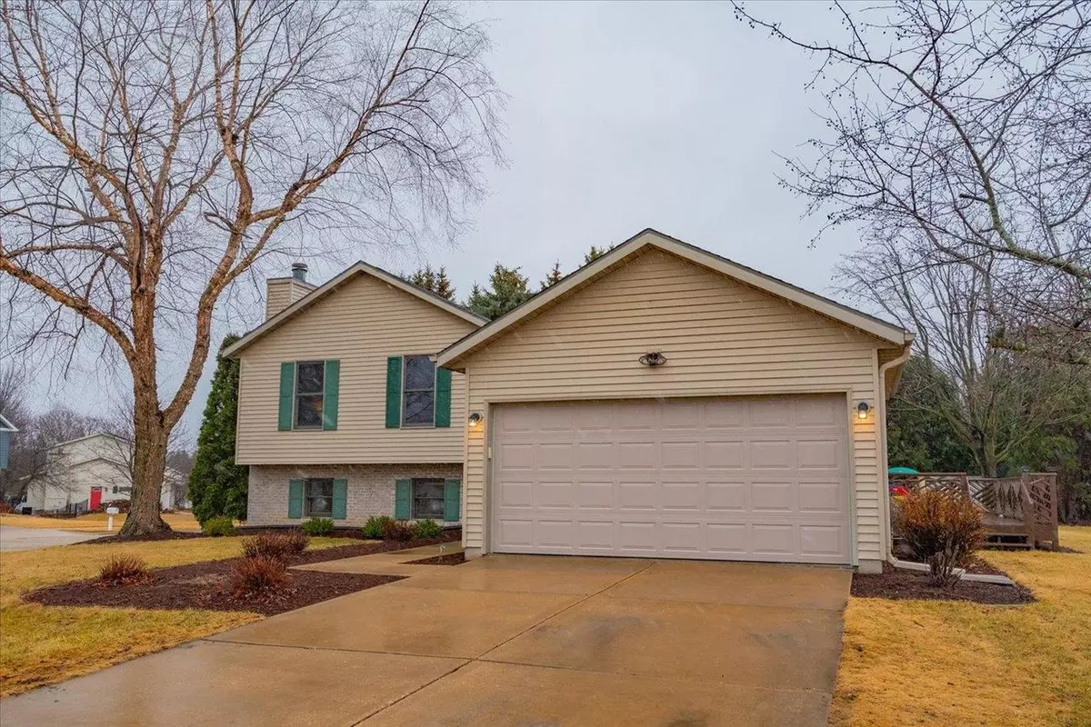 Oregon, WI 53575,452 Lisa Court