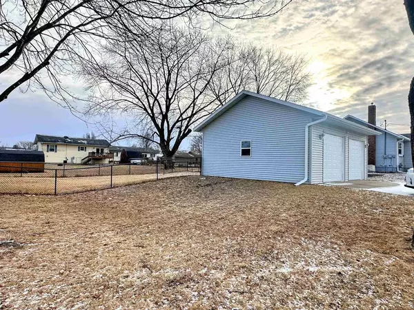 Prairie Du Chien, WI 53821,1700 E Brunson Street