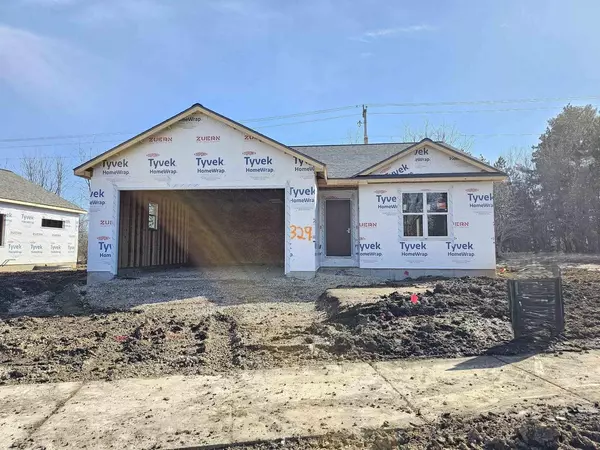 329 Sandmar Drive, Ripon, WI 54971