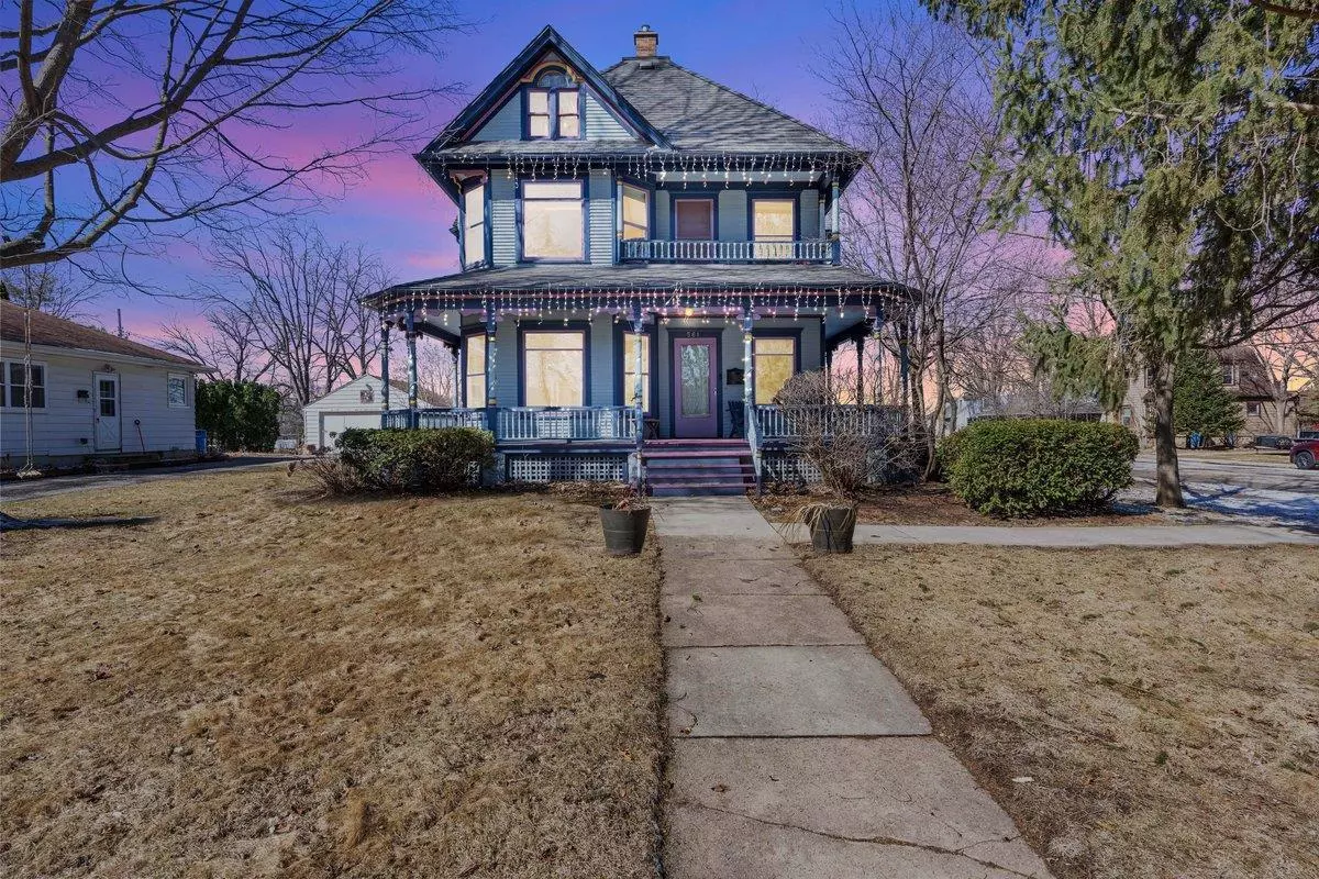 Oregon, WI 53575,561 N Main Street