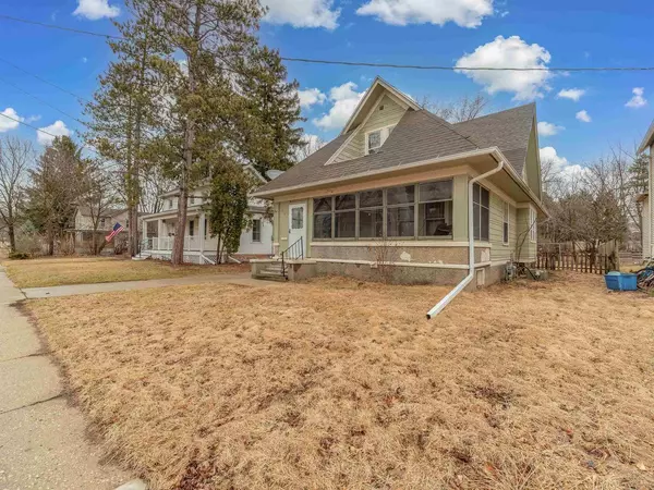 Beaver Dam, WI 53916,307 S University Avenue