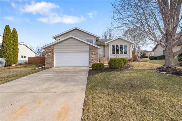 Oregon, WI 53575,820 Merri Hill Drive