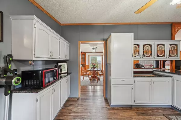 W5931 8th Lane, Montello, WI 53949