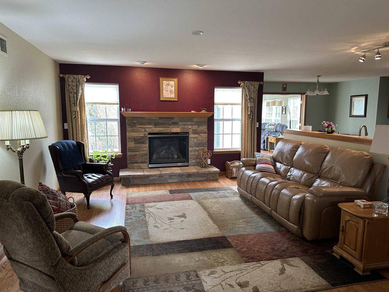 203 Prairie View Drive, Beaver Dam, WI 53916