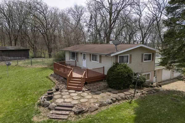 Oregon, WI 53575,4287 Oak Hill Road