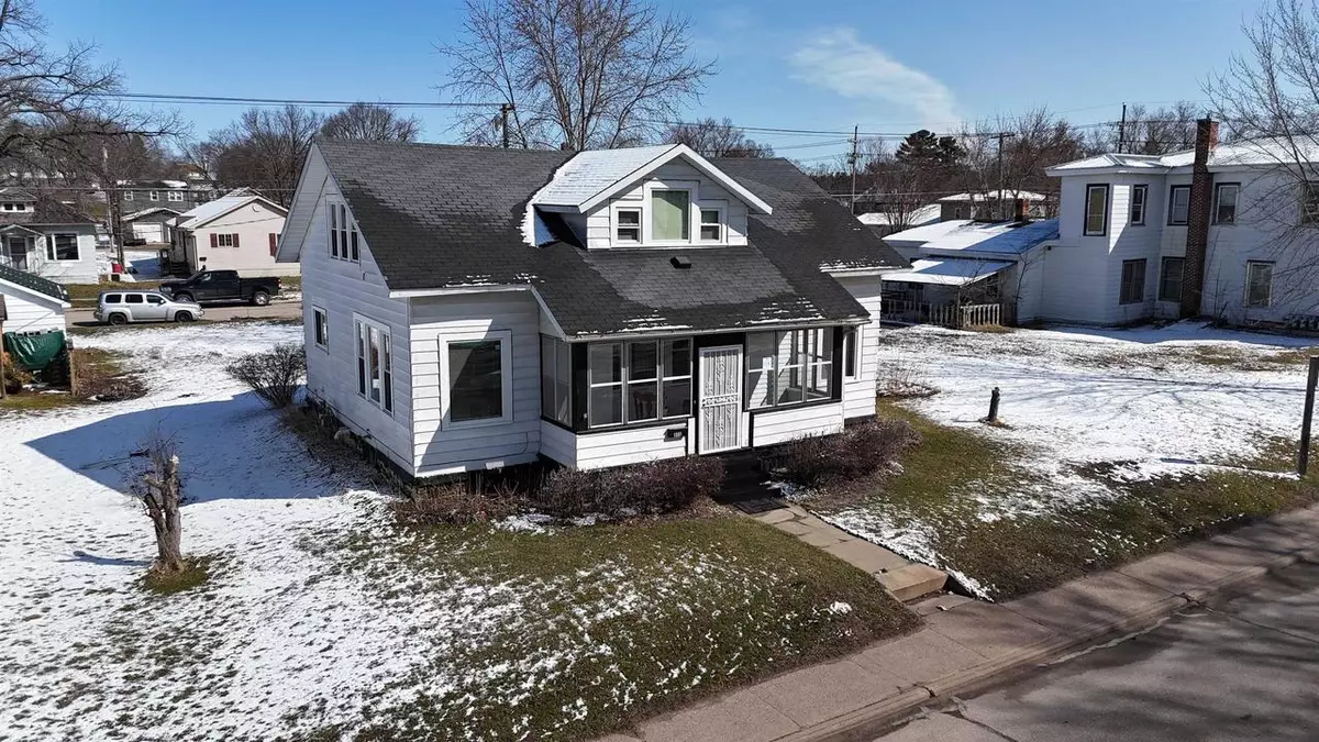 Black River Falls, WI 54615,813 Main Street