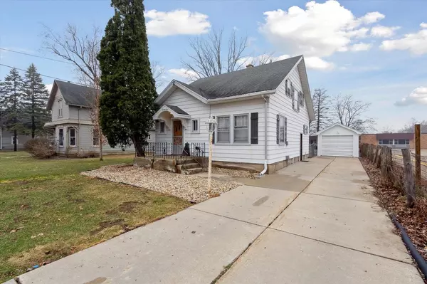 Milton, WI 53563,21 S Clear Lake Avenue
