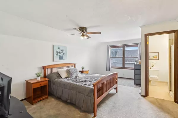 Beaver Dam, WI 53916,206 E Mill Street