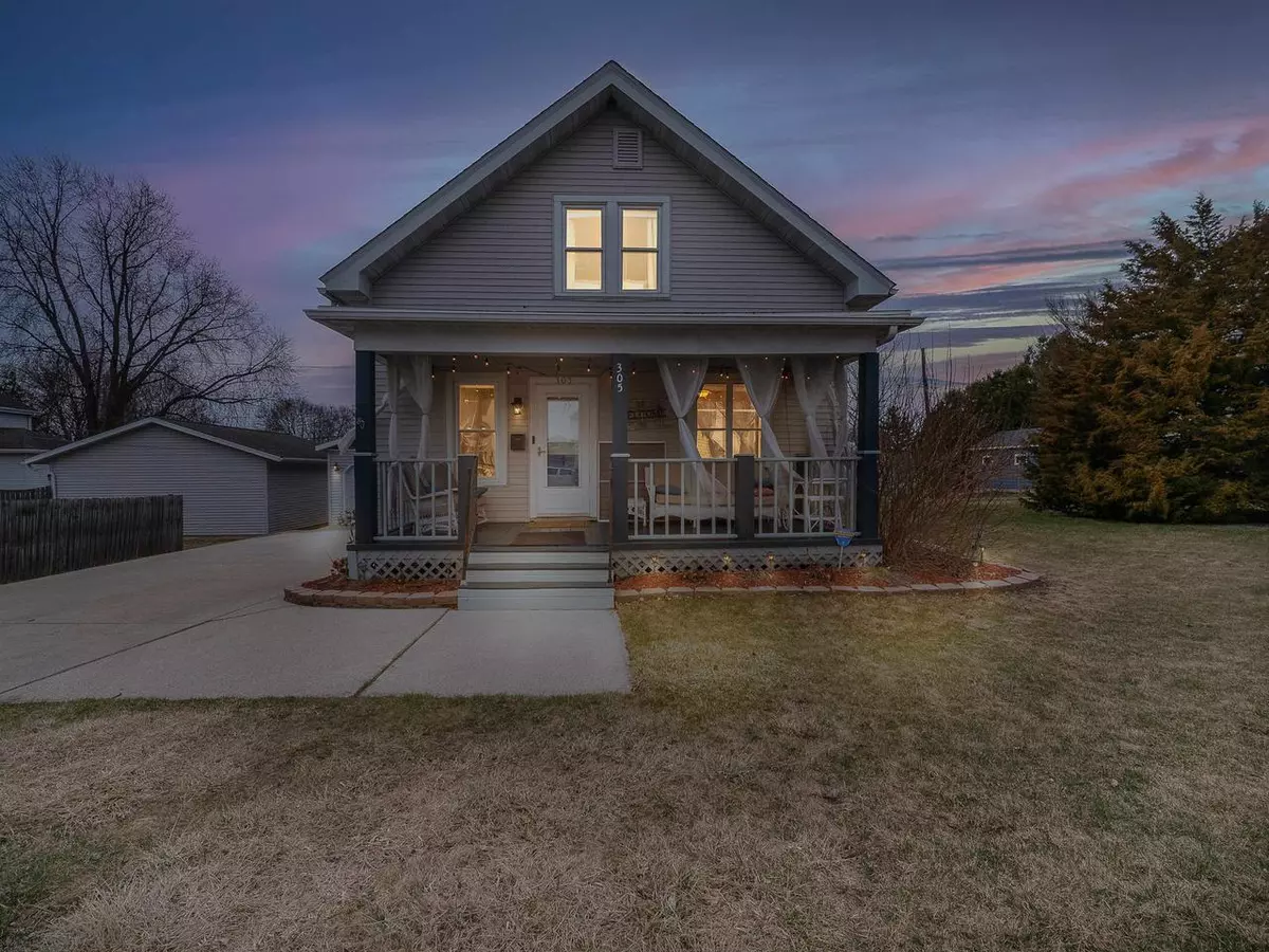 Beaver Dam, WI 53916,305 Parallel Street