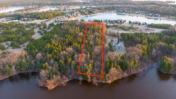 New Lisbon, WI 53950,W5569 North Shore Drive