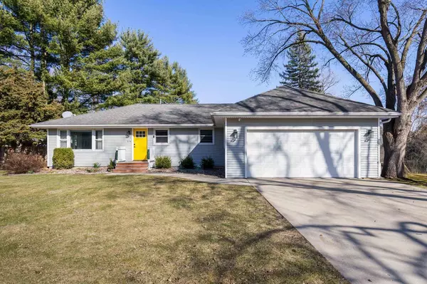 576 Soden Drive, Oregon, WI 53575