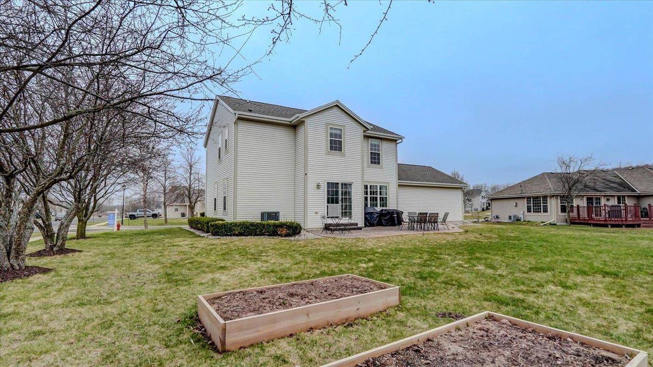 Watertown, WI 53094,715 Bridlewood Lane