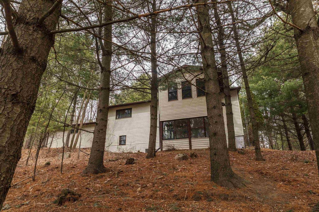 343 Ember Court, Oxford, WI 53952