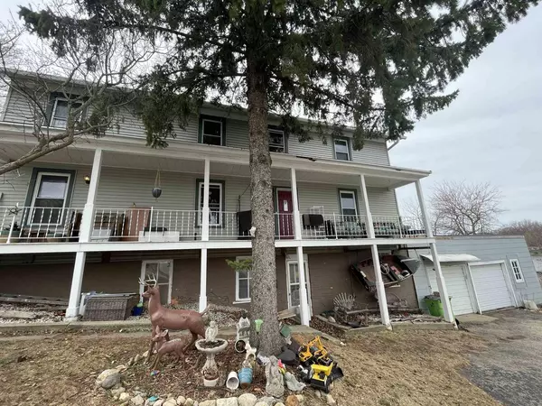 Beaver Dam, WI 53916,318 Madison Street