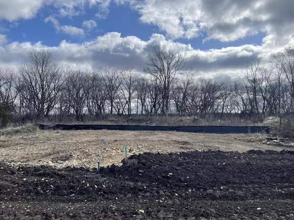 L23 Pow Wow Trail, Beloit, WI 53511