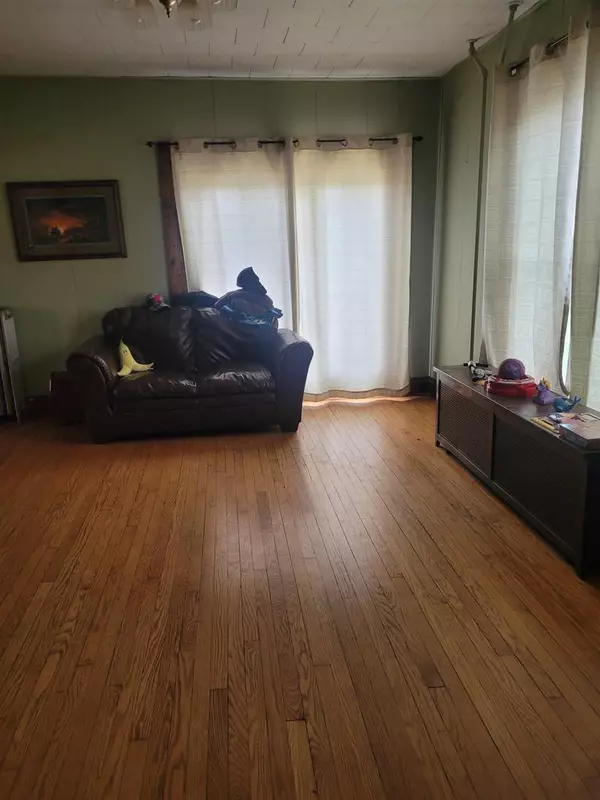 Dodgeville, WI 53533,219 E Merrimac Street