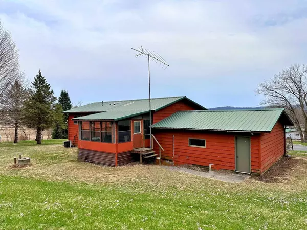 Prairie Du Chien, WI 53821,37918 Birch Court