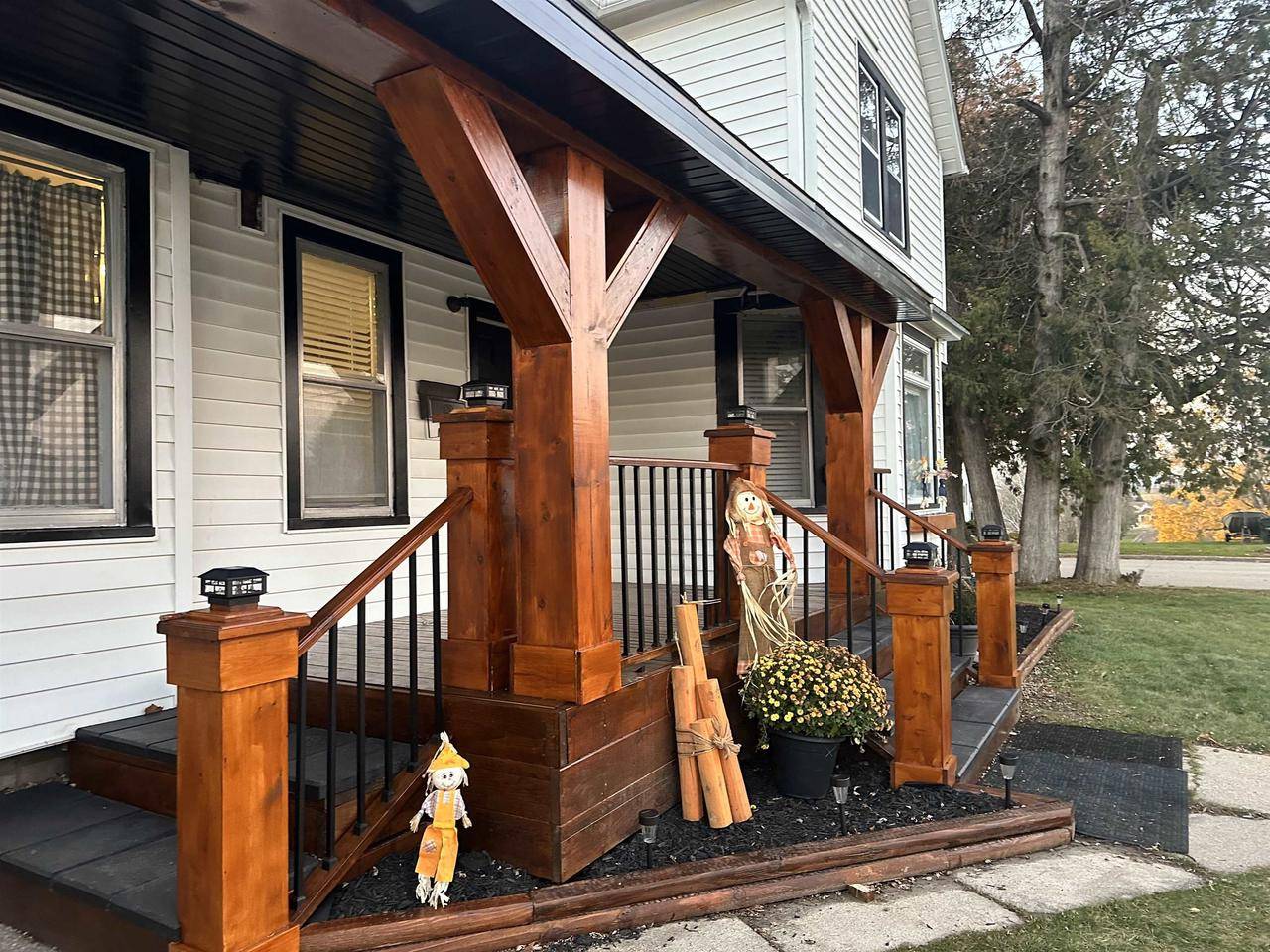 Lancaster, WI 53813,452 N Polk Street