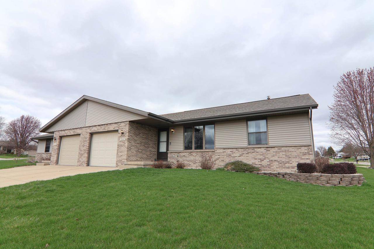 204 Winesap Court, Janesville, WI 53548