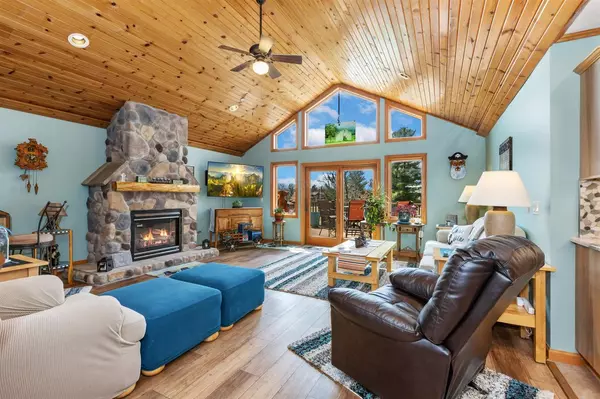 2015-7 Czech Court #1207, Arkdale, WI 54613