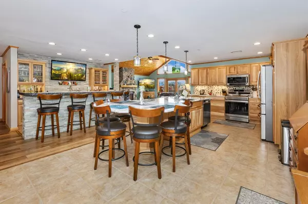 Arkdale, WI 54613,2015-7 Czech Court #1207