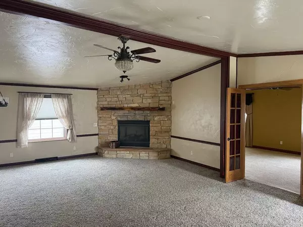 Waterford, WI 53185,513 Mayflower Drive