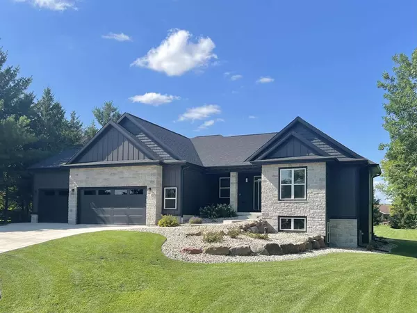 3156 Breeze Drive, Sun Prairie, WI 53590