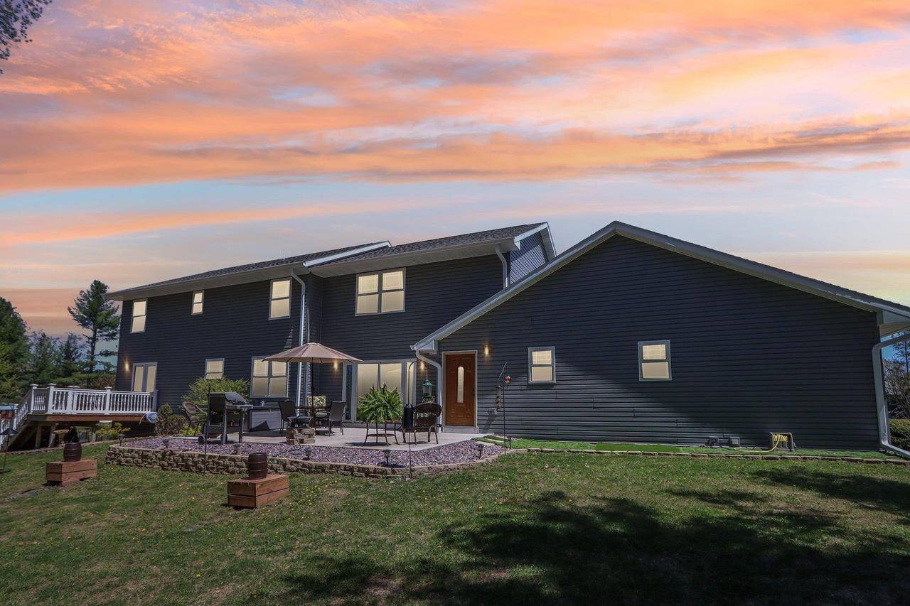 Wisconsin Dells, WI 53965,911 Fawn Court