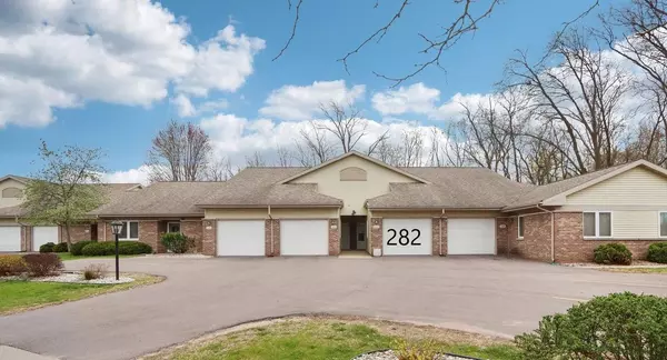 282 Meadow Lane, Poynette, WI 53955