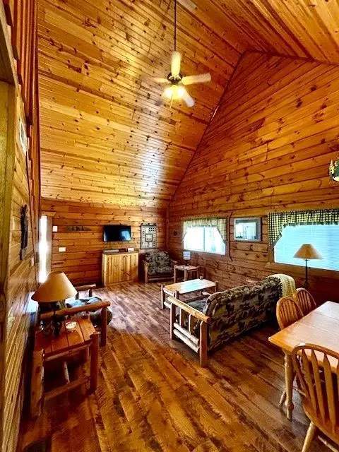 Warrens,warrens, WI 54666,813 Waterslide Court