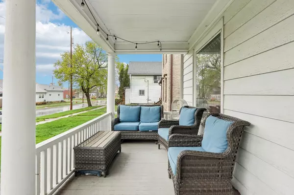 Watertown, WI 53094,211 College Avenue