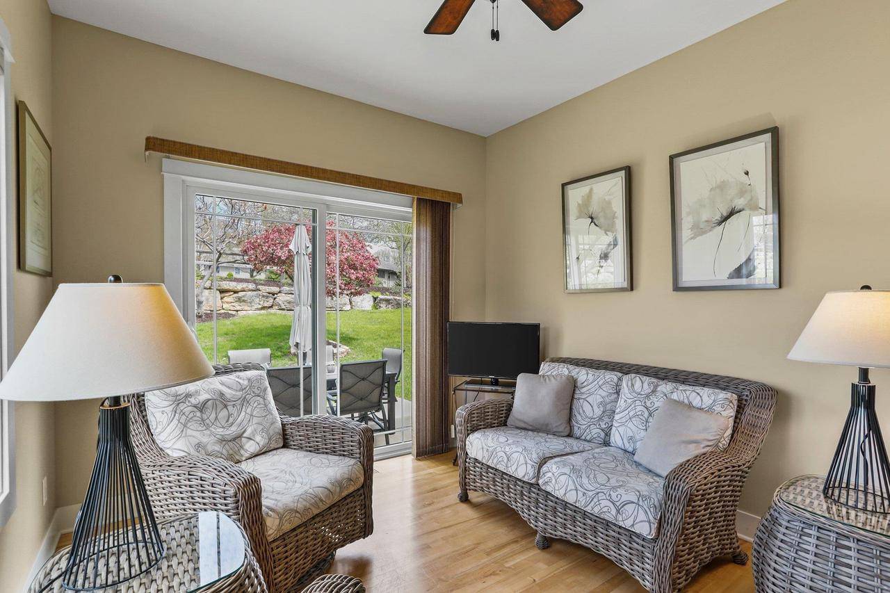 Mcfarland, WI 53558,5764 Prairie Stone Drive