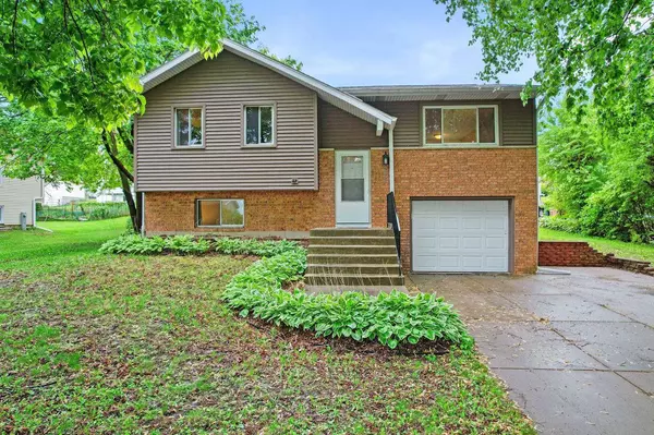 2809 Dunwoody Drive, Madison, WI 53713