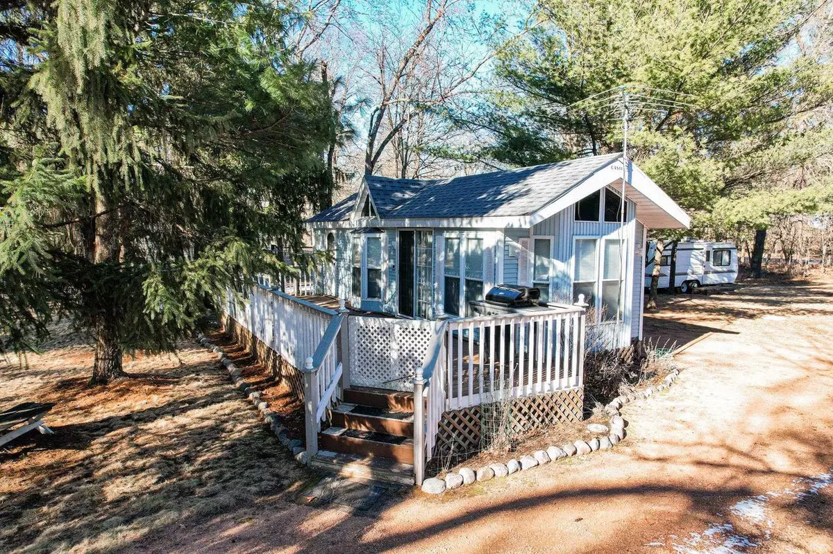 Nekoosa, WI 54457,566 Feather Trail