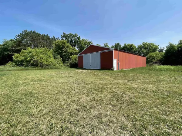 Iola, WI 54945,County Road GG
