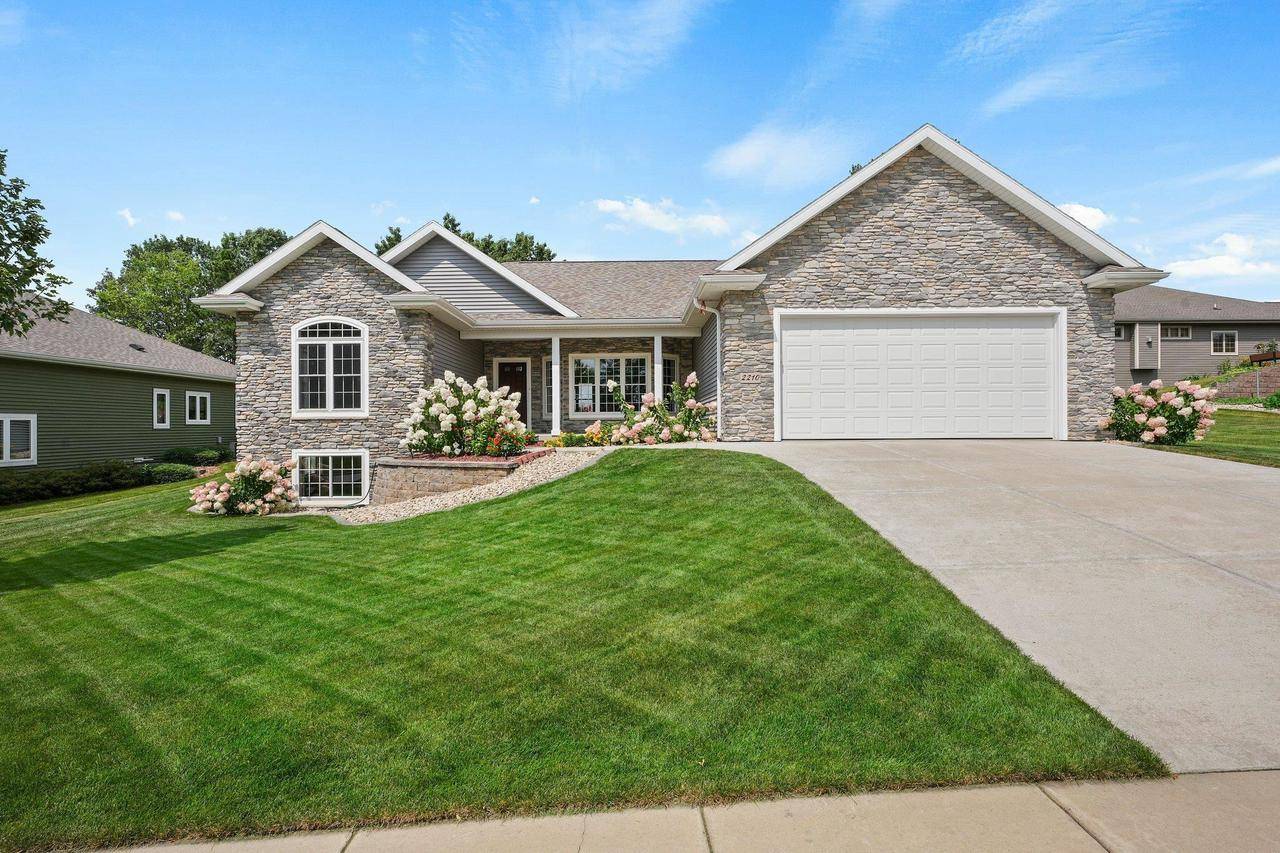 Prairie Du Sac, WI 53578,2210 Alban Lane