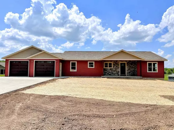 Prairie Du Chien, WI 53821,38069 Red Cedar Circle