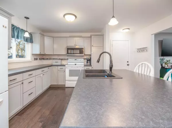 Beaver Dam, WI 53916,512 Conrad Lane